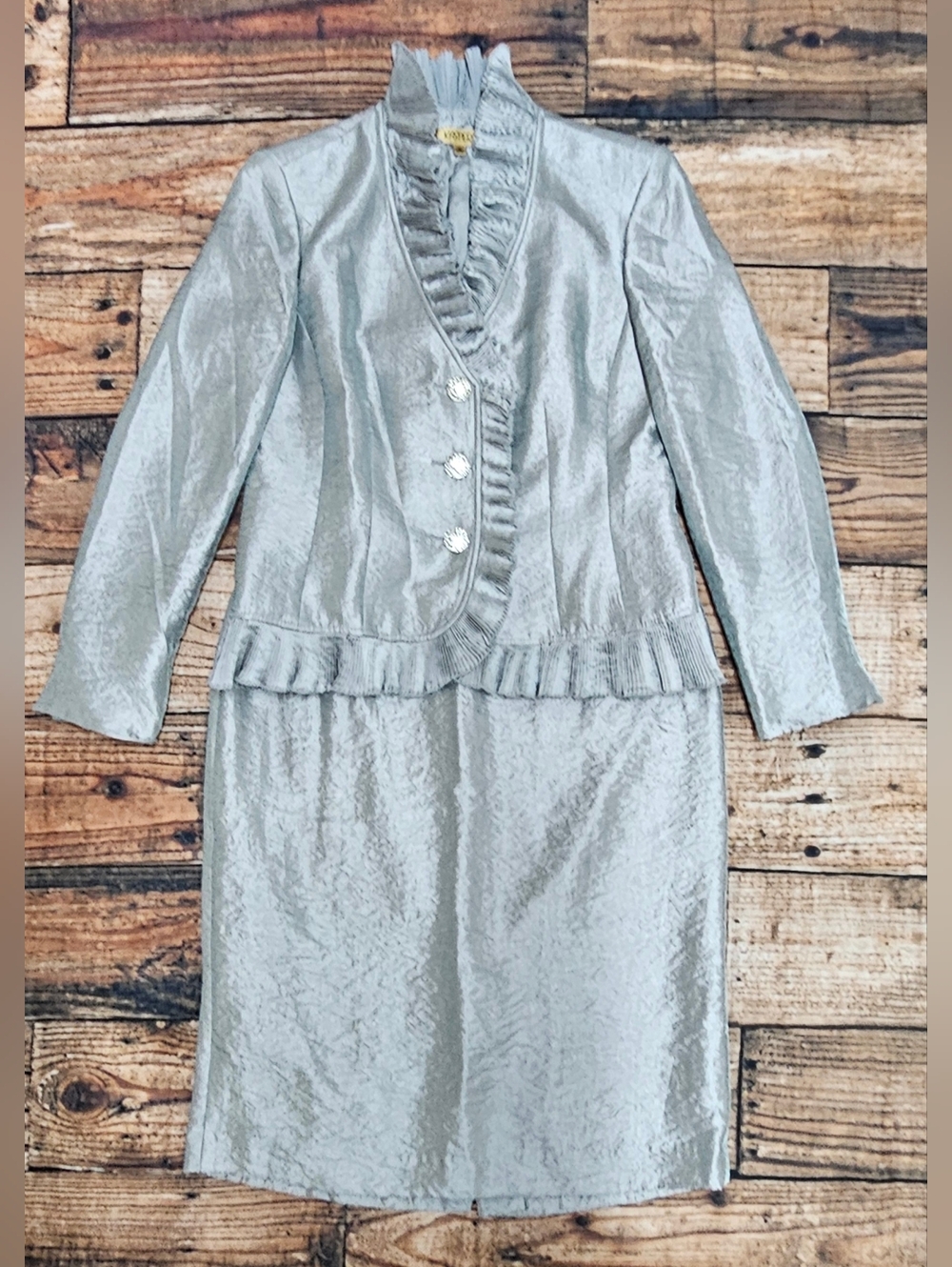 Kasper Gold Lable Skirt Suit Set Women's Size 10 Lined Ruffled Metallic Vintage